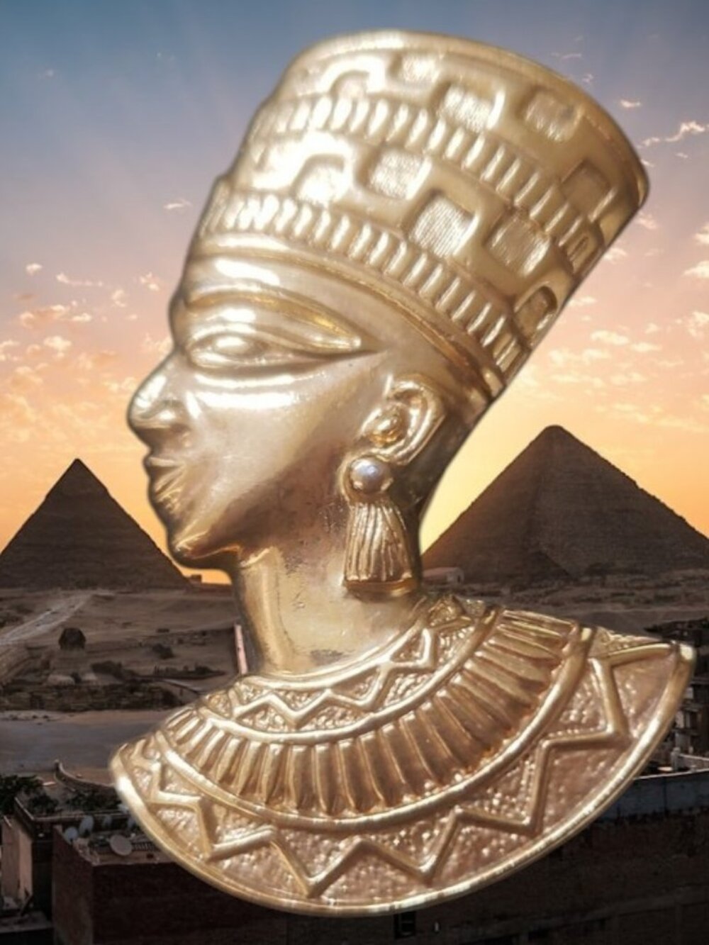 Avon Gold-Tone 2" Egyptian Queen Nefertiti Statement Brooch  ✨Signed✨